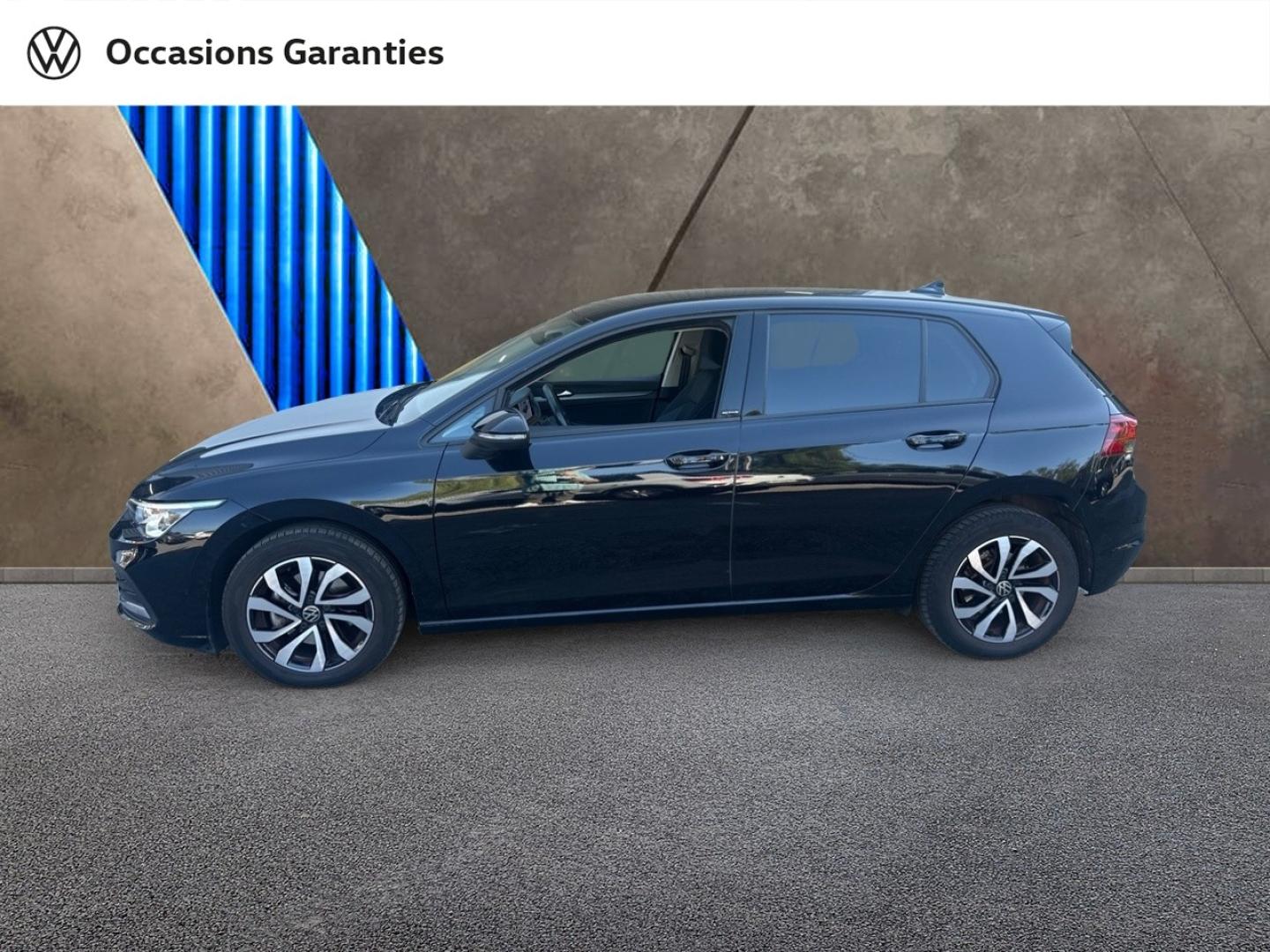 Voitures occasions VOLKSWAGEN GOLF Active Villeneuve-d'Ascq