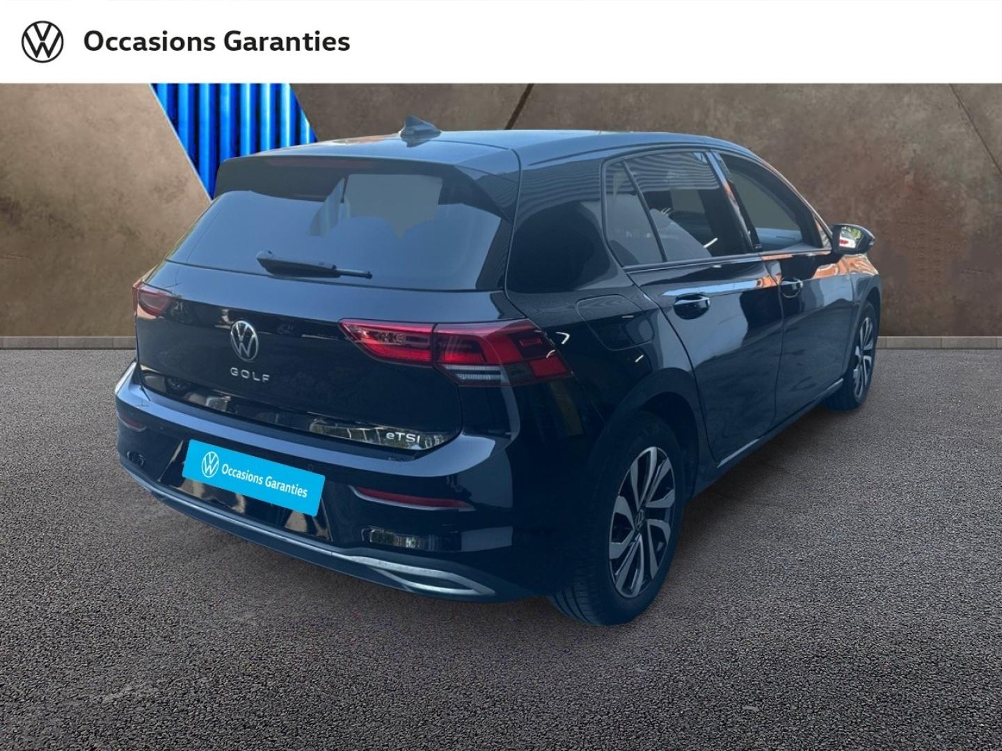 Voitures occasions VOLKSWAGEN GOLF Active Villeneuve-d'Ascq