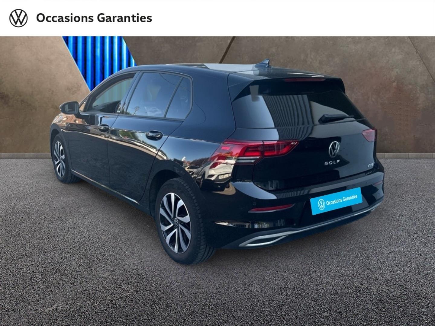 Voitures occasions VOLKSWAGEN GOLF Active Villeneuve-d'Ascq