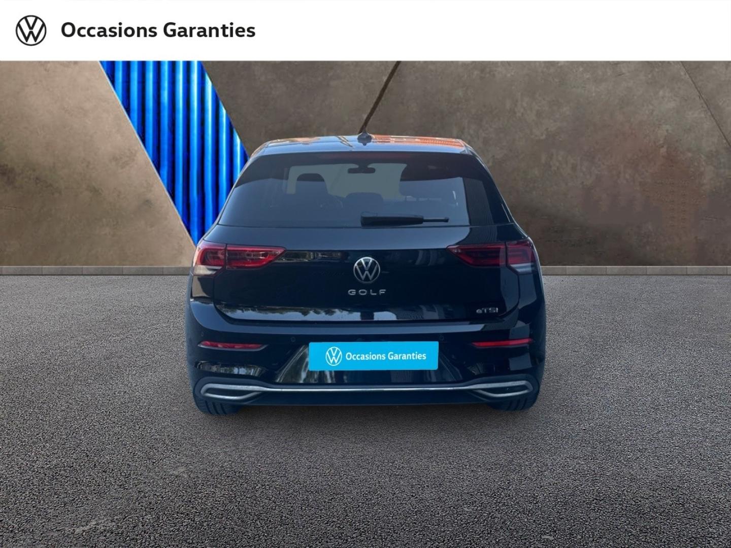 Voitures occasions VOLKSWAGEN GOLF Active Villeneuve-d'Ascq