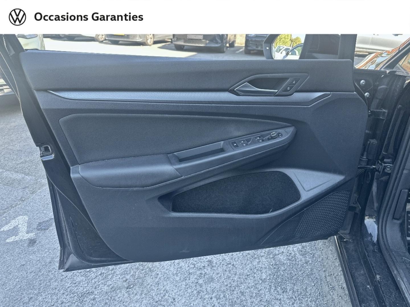 Voitures occasions VOLKSWAGEN GOLF Active Villeneuve-d'Ascq