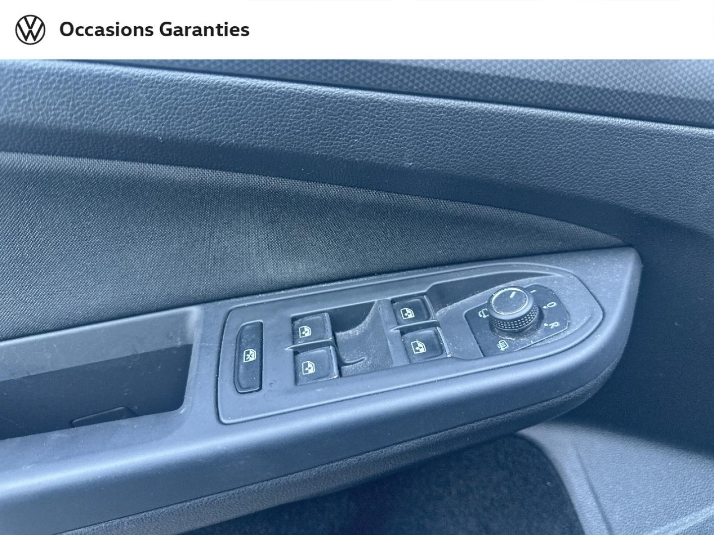 Voitures occasions VOLKSWAGEN GOLF Active Villeneuve-d'Ascq