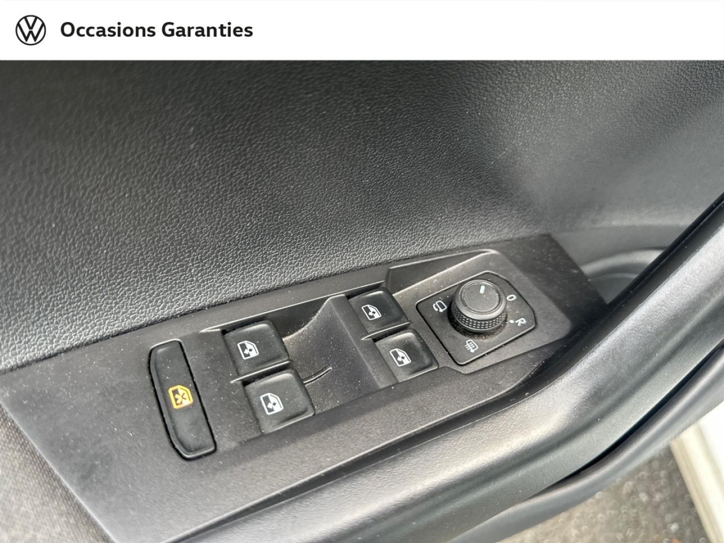 Voitures occasions VOLKSWAGEN POLO Base Villeneuve-d'Ascq