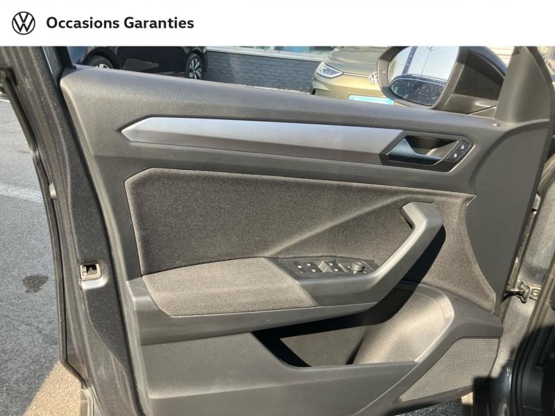 Voitures occasions VOLKSWAGEN T-ROC Life Plus Villeneuve-d'Ascq