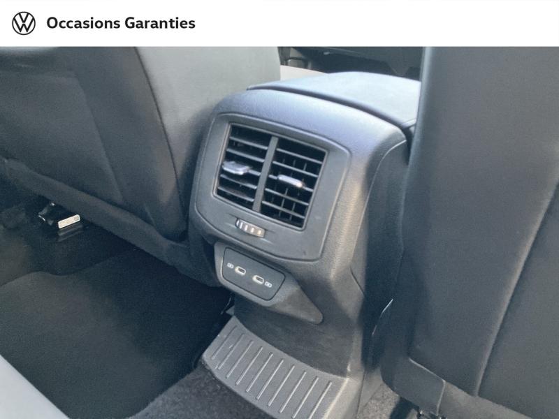Voitures occasions VOLKSWAGEN T-ROC Carat Exclusive Villeneuve-d'Ascq