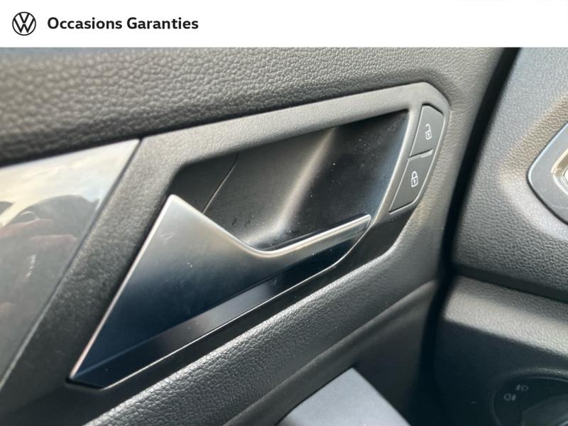 Voitures occasions VOLKSWAGEN T-ROC Carat Exclusive Villeneuve-d'Ascq