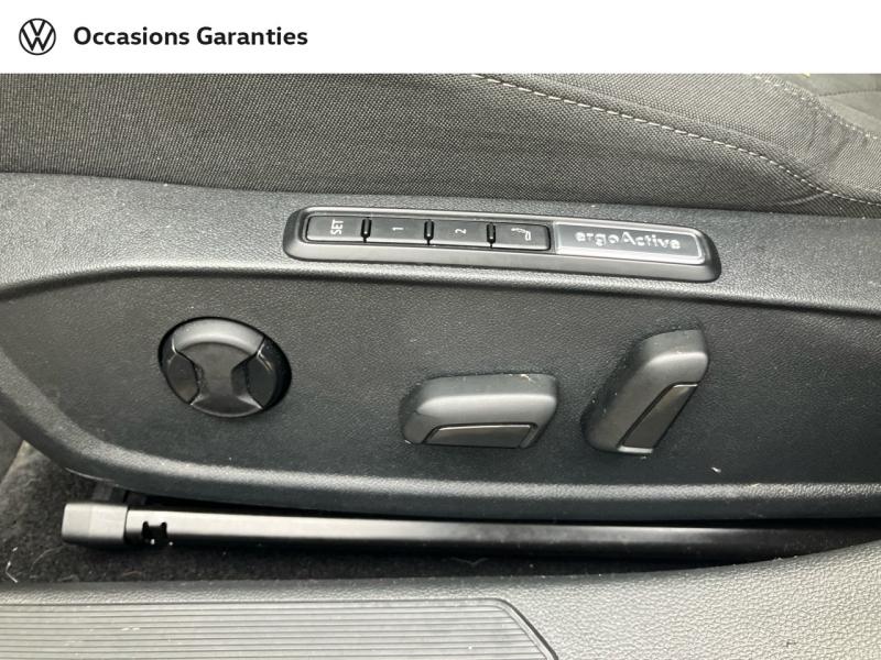 Voitures occasions VOLKSWAGEN GOLF Style Villeneuve-d'Ascq