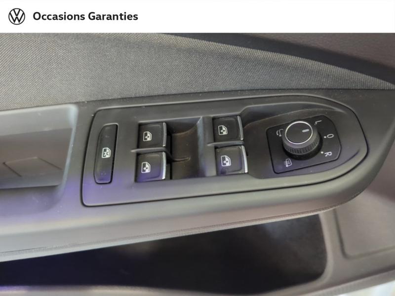 Voitures occasions VOLKSWAGEN GOLF Life Villeneuve-d'Ascq