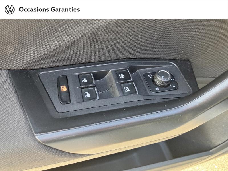 Voitures occasions VOLKSWAGEN T-ROC IQ.Drive Villeneuve-d'Ascq