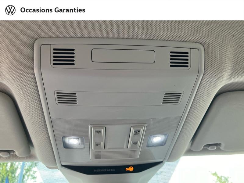 Voitures occasions VOLKSWAGEN T-ROC IQ.Drive Villeneuve-d'Ascq