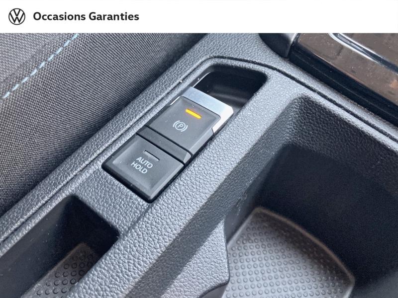 Voitures occasions VOLKSWAGEN T-ROC IQ.Drive Villeneuve-d'Ascq