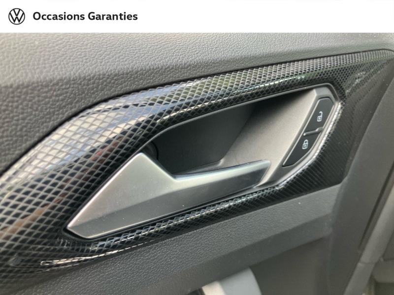 Voitures occasions VOLKSWAGEN T-CROSS R-Line Villeneuve-d'Ascq