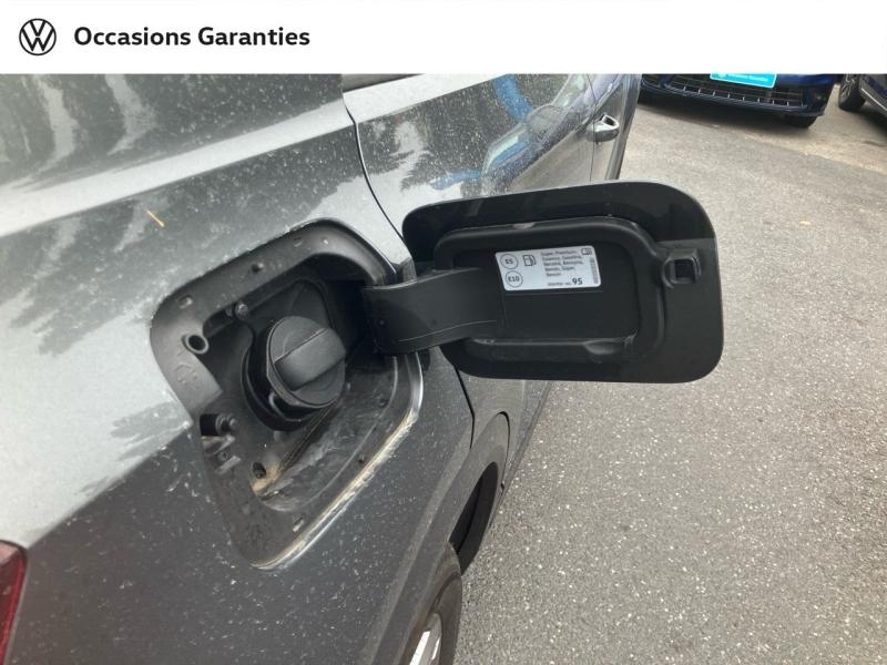 Voitures occasions VOLKSWAGEN T-ROC Life Villeneuve-d'Ascq