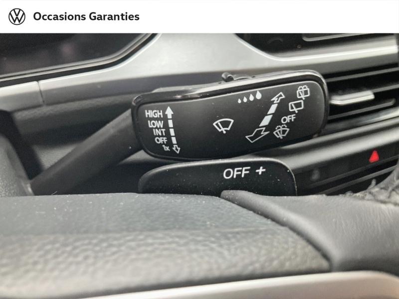 Voitures occasions VOLKSWAGEN T-ROC Life Villeneuve-d'Ascq