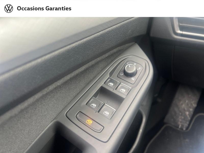 Voitures occasions VOLKSWAGEN GOLF Life Business Villeneuve-d'Ascq