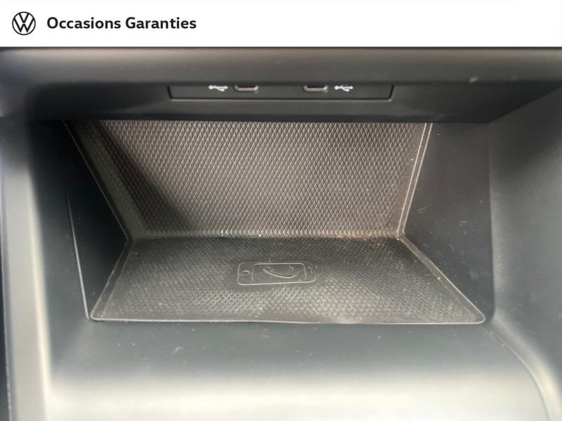 Voitures occasions VOLKSWAGEN GOLF Life Business Villeneuve-d'Ascq