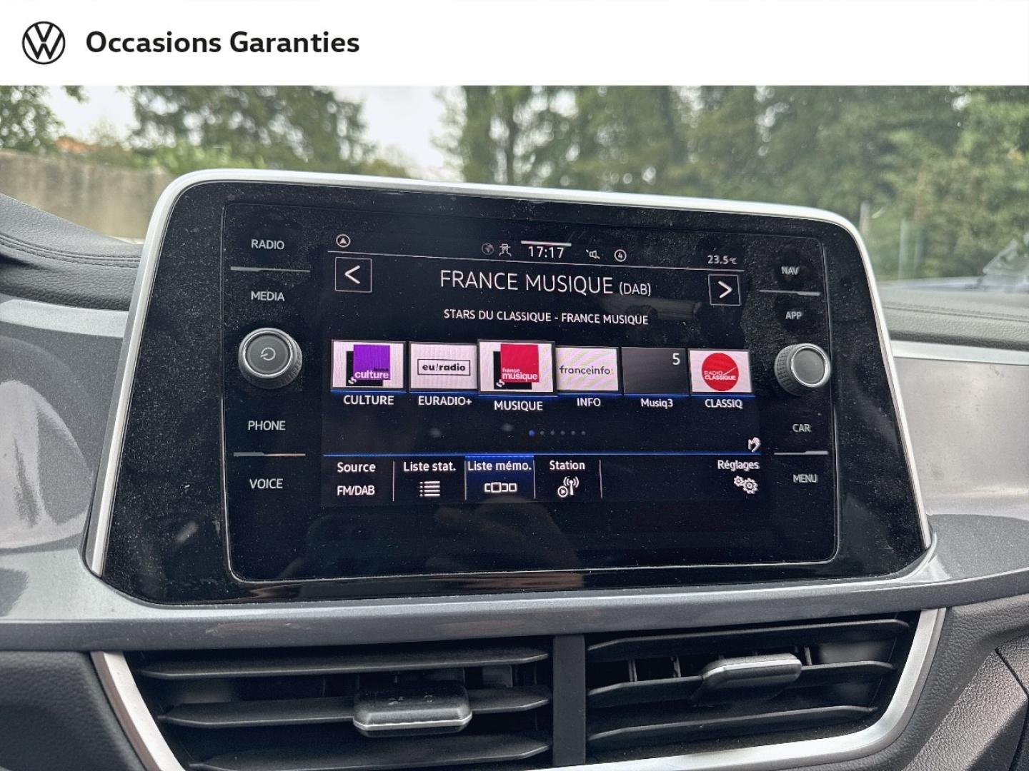 Voitures occasions VOLKSWAGEN T-ROC Style Villeneuve-d'Ascq