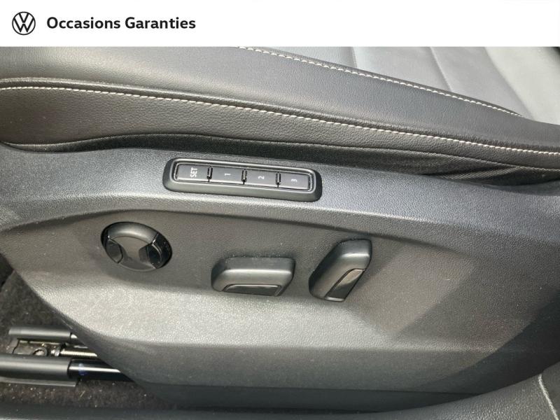 Voitures occasions VOLKSWAGEN T-ROC Style Exclusive Villeneuve-d'Ascq