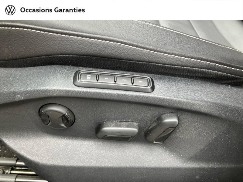 Voitures occasions VOLKSWAGEN T-ROC Style Exclusive Villeneuve-d'Ascq