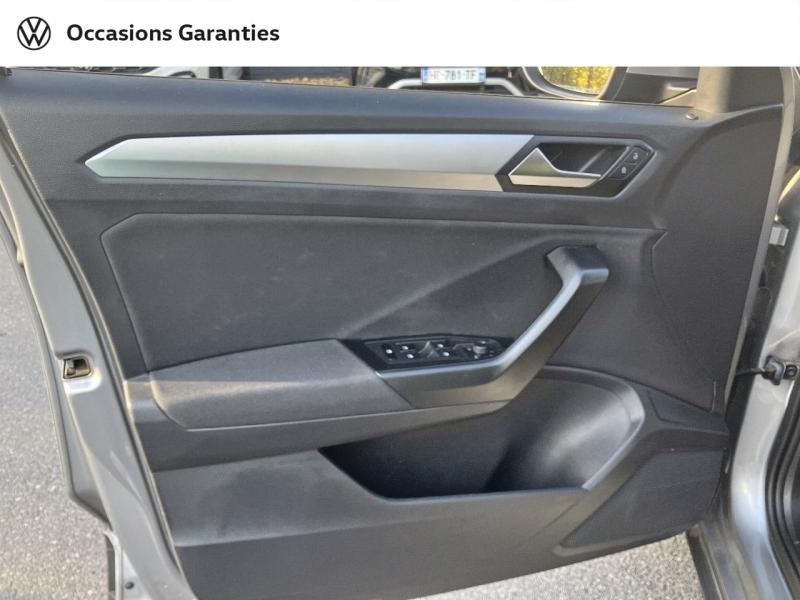Voitures occasions VOLKSWAGEN T-ROC Life Business Villeneuve-d'Ascq