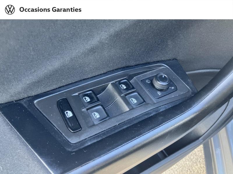 Voitures occasions VOLKSWAGEN T-ROC Life Business Villeneuve-d'Ascq