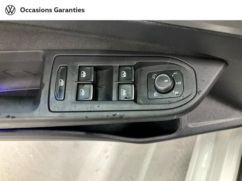 Voitures occasions VOLKSWAGEN GOLF Life Villeneuve-d'Ascq