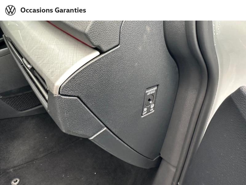 Voitures occasions VOLKSWAGEN GOLF Life Villeneuve-d'Ascq