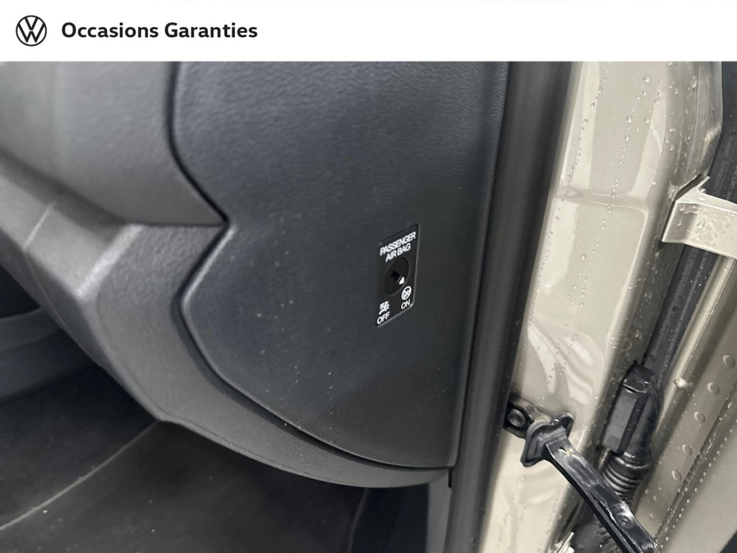 Voitures occasions VOLKSWAGEN T-Roc Cabriolet Style Villeneuve-d'Ascq