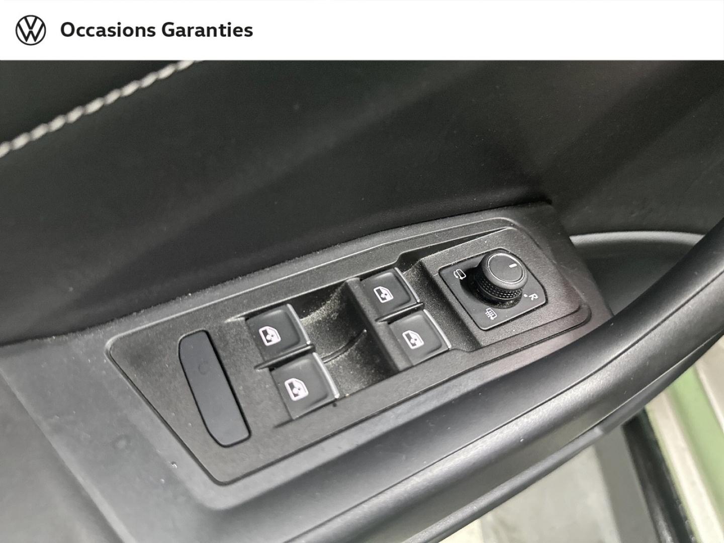 Voitures occasions VOLKSWAGEN T-Roc Cabriolet Style Bruay-la-Buissière