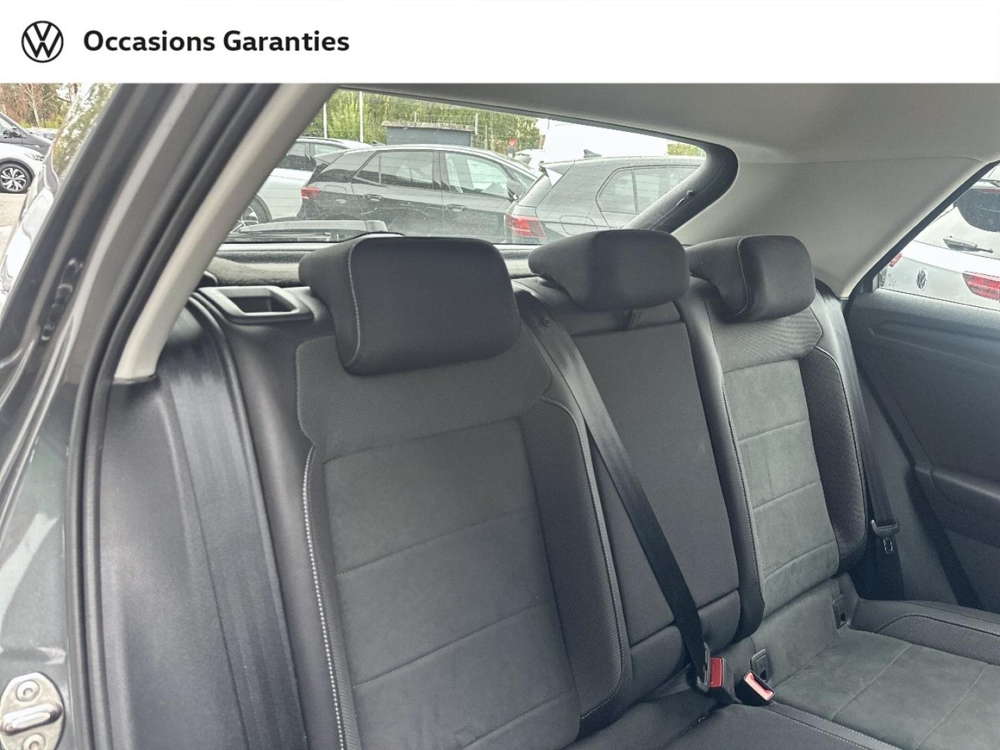Voitures occasions VOLKSWAGEN T-ROC Style Villeneuve-d'Ascq