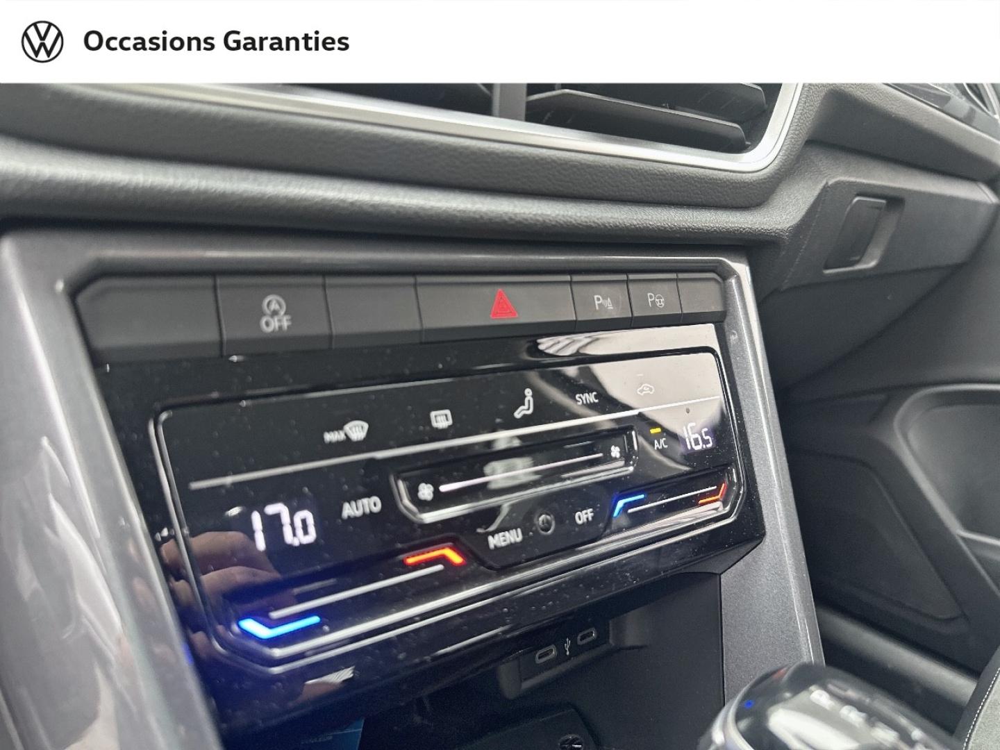 Voitures occasions VOLKSWAGEN T-ROC Style Villeneuve-d'Ascq