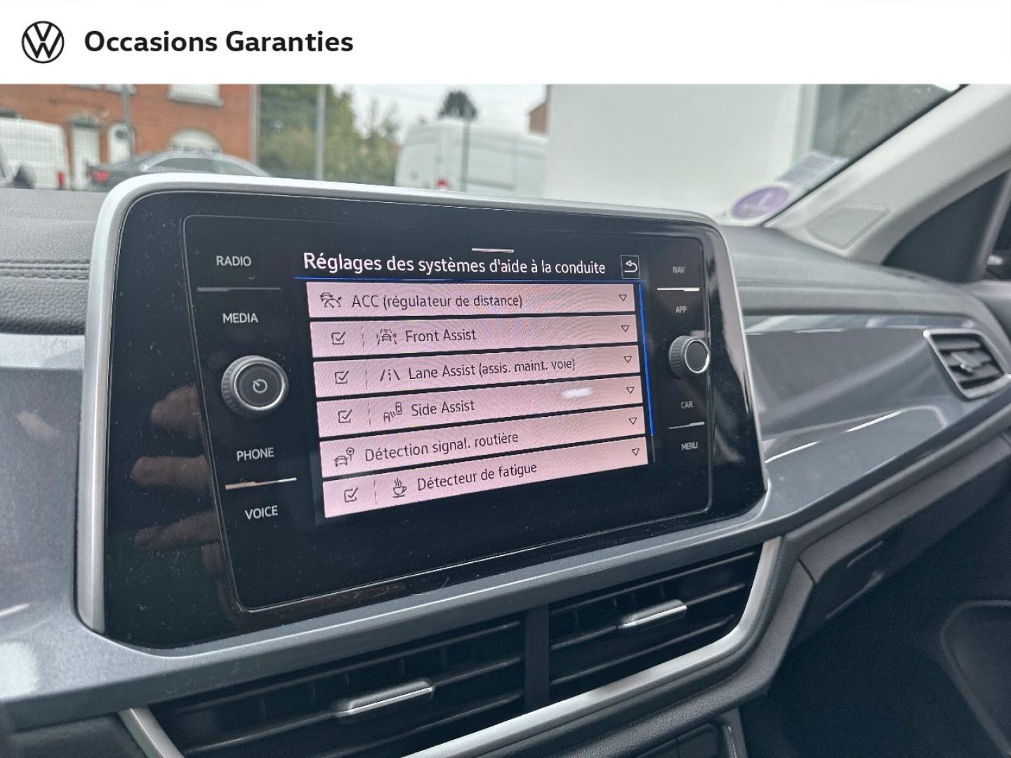 Voitures occasions VOLKSWAGEN T-ROC Style Villeneuve-d'Ascq