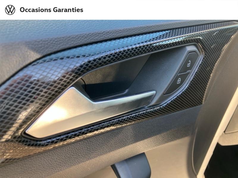 Voitures occasions VOLKSWAGEN T-CROSS R-Line Villeneuve-d'Ascq