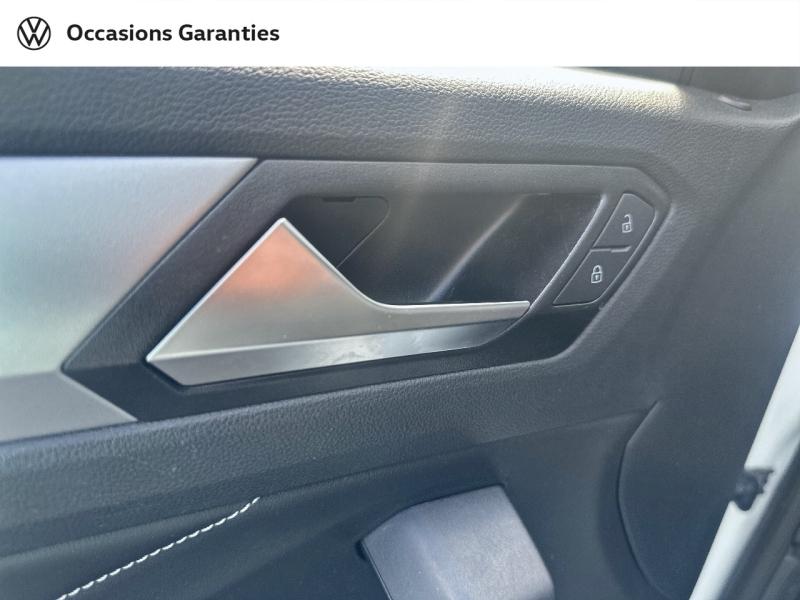 Voitures occasions VOLKSWAGEN T-Roc Cabriolet Style Villeneuve-d'Ascq