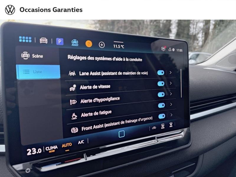 Voitures occasions VOLKSWAGEN T-ROC Life Villeneuve-d'Ascq