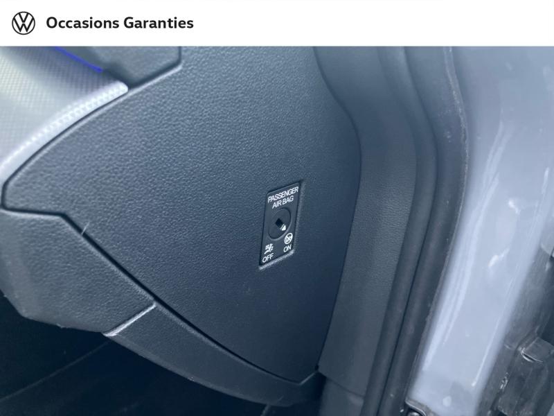 Voitures occasions VOLKSWAGEN GOLF Active Villeneuve-d'Ascq