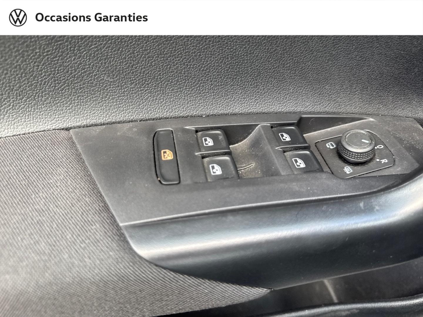 Voitures occasions VOLKSWAGEN POLO Base Villeneuve-d'Ascq