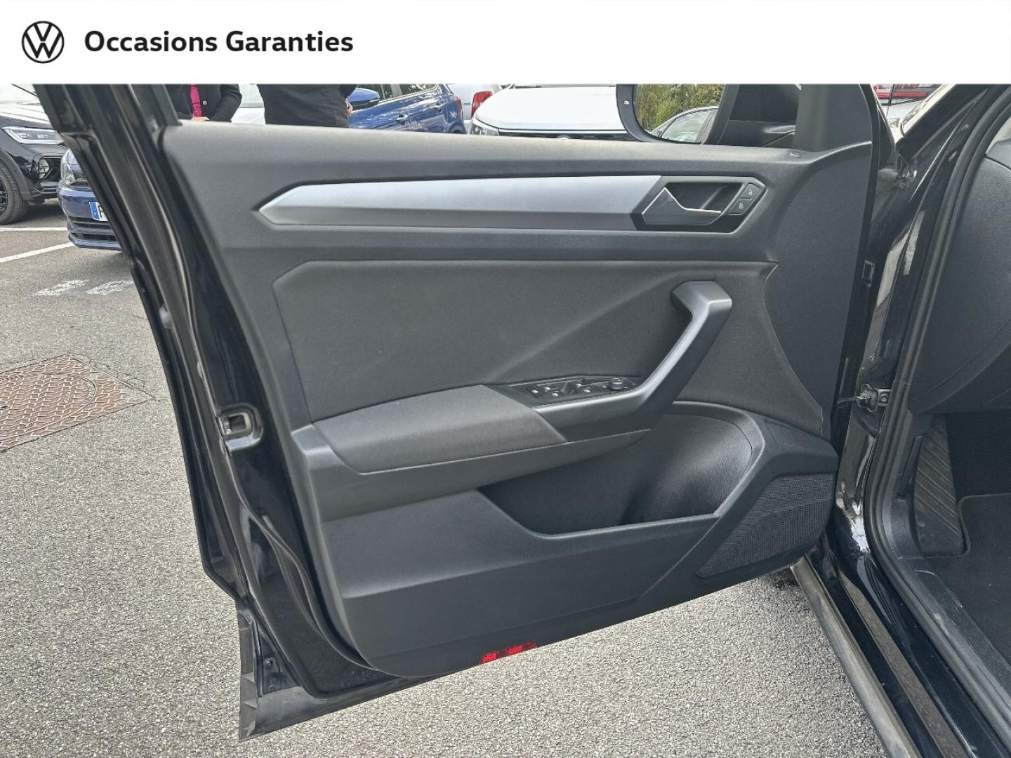 Voitures occasions VOLKSWAGEN T-ROC VW Edition Bruay-la-Buissière