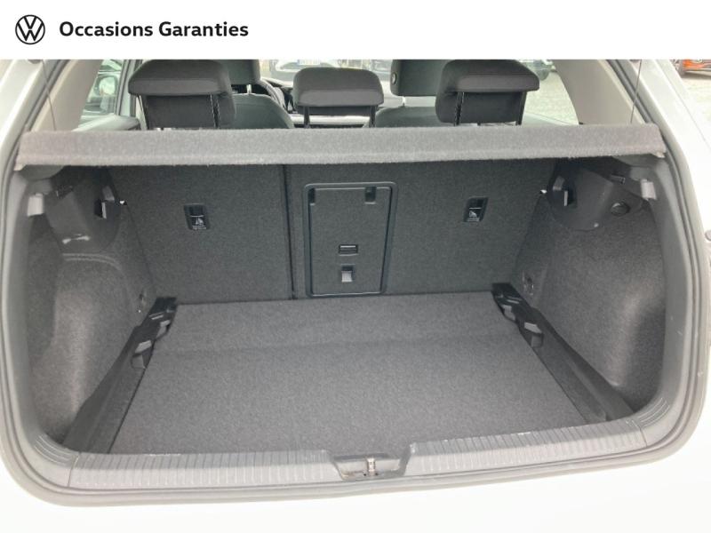 Voitures occasions VOLKSWAGEN GOLF Life Villeneuve-d'Ascq