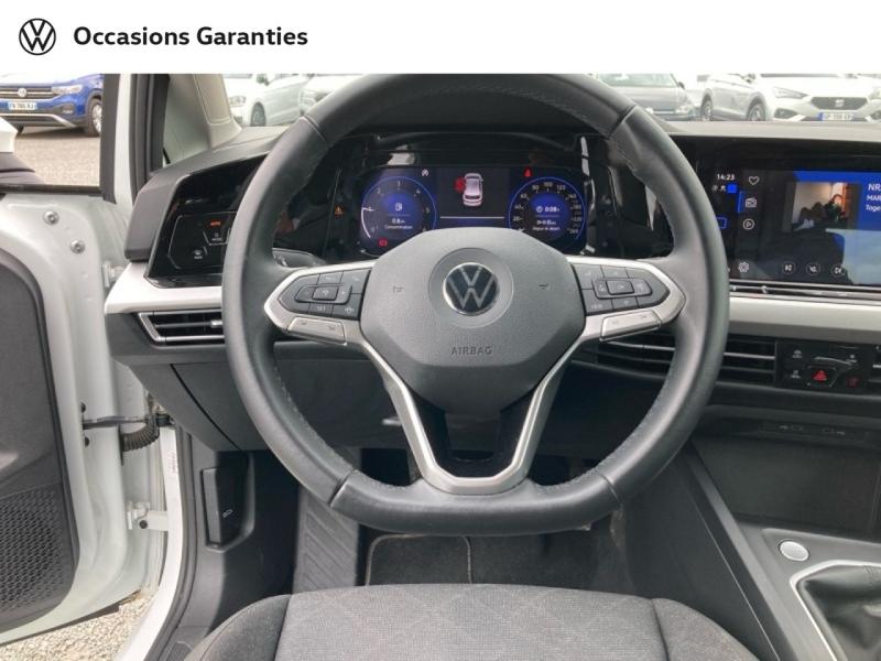 Voitures occasions VOLKSWAGEN GOLF Life Villeneuve-d'Ascq