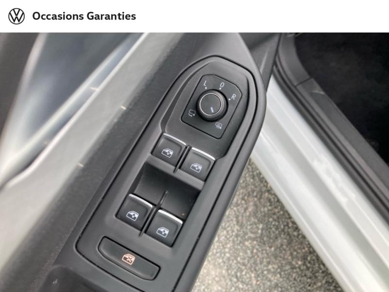 Voitures occasions VOLKSWAGEN GOLF Life Villeneuve-d'Ascq