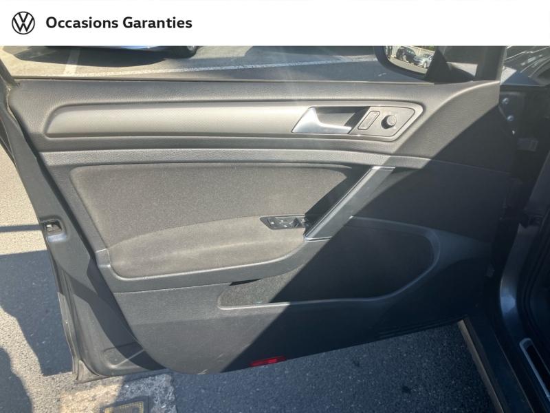 Voitures occasions VOLKSWAGEN GOLF IQ.Drive Villeneuve-d'Ascq