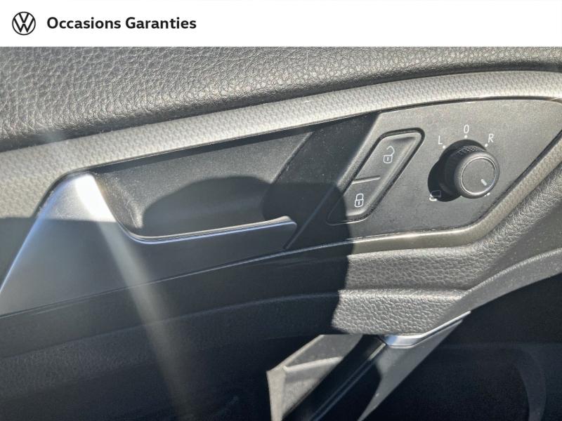 Voitures occasions VOLKSWAGEN GOLF IQ.Drive Villeneuve-d'Ascq