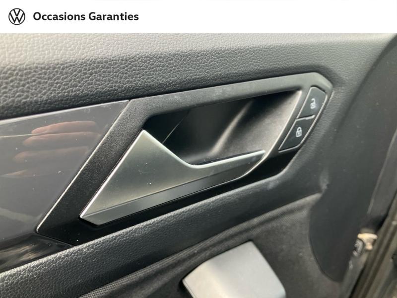 Voitures occasions VOLKSWAGEN T-ROC Carat Villeneuve-d'Ascq