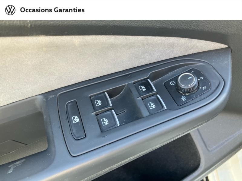 Voitures occasions VOLKSWAGEN GOLF R-Line Villeneuve-d'Ascq