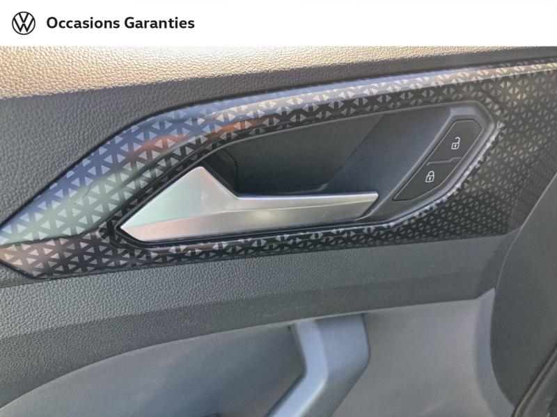 Voitures occasions VOLKSWAGEN T-CROSS Carat Villeneuve-d'Ascq