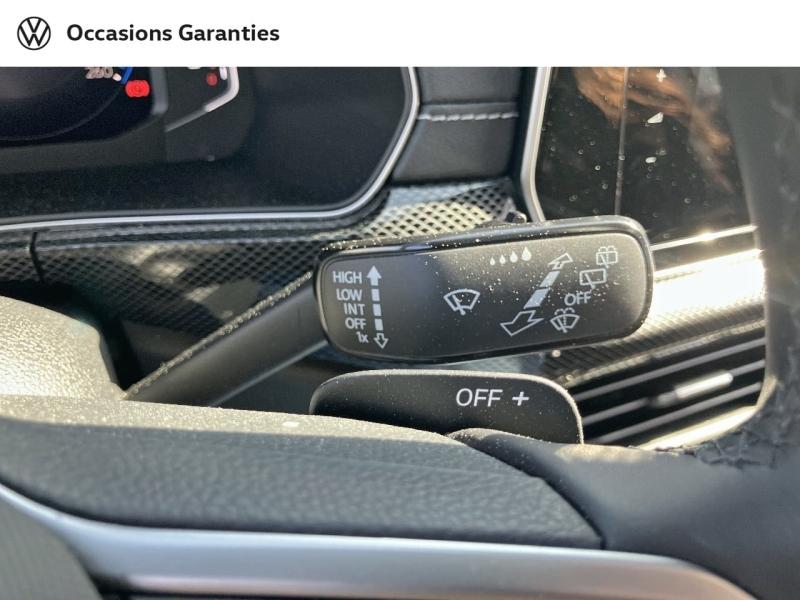 Voitures occasions VOLKSWAGEN T-CROSS R-Line Villeneuve-d'Ascq