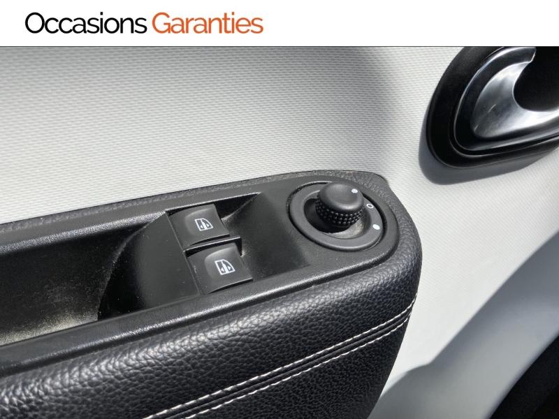Voitures occasions RENAULT TWINGO Intens Villeneuve-d'Ascq