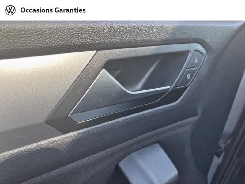 Voitures occasions VOLKSWAGEN T-ROC Life Plus Villeneuve-d'Ascq
