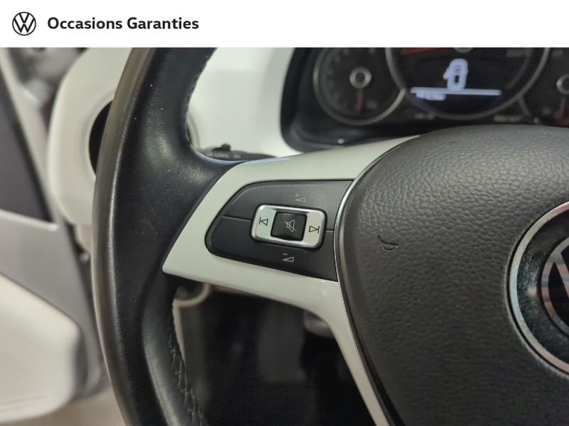 Voitures occasions VOLKSWAGEN up! up! Beats Audio Lens